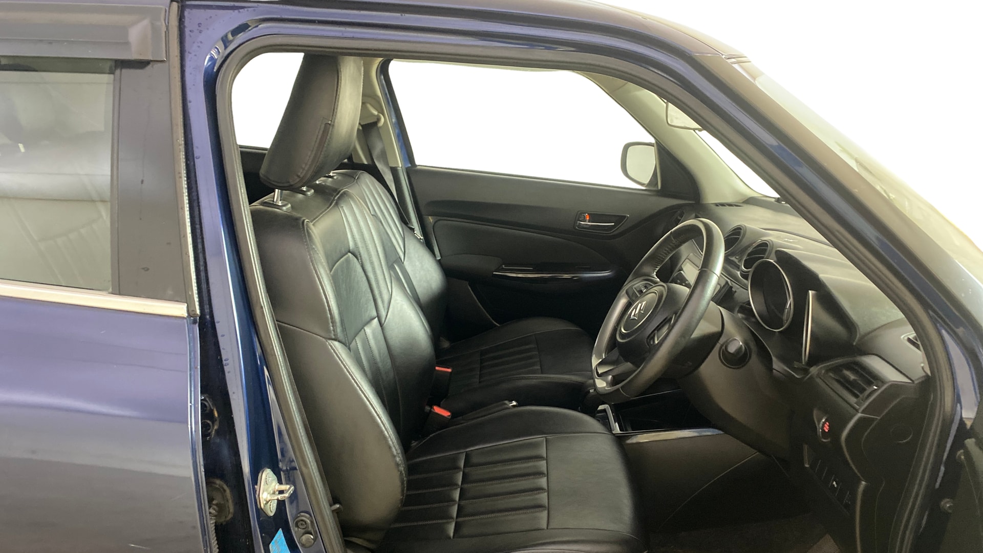 View 2018 Maruti Suzuki 1000 Base Variant Image 26 Used 2018 Maruti Suzuki 1000 Base Variant Image 26