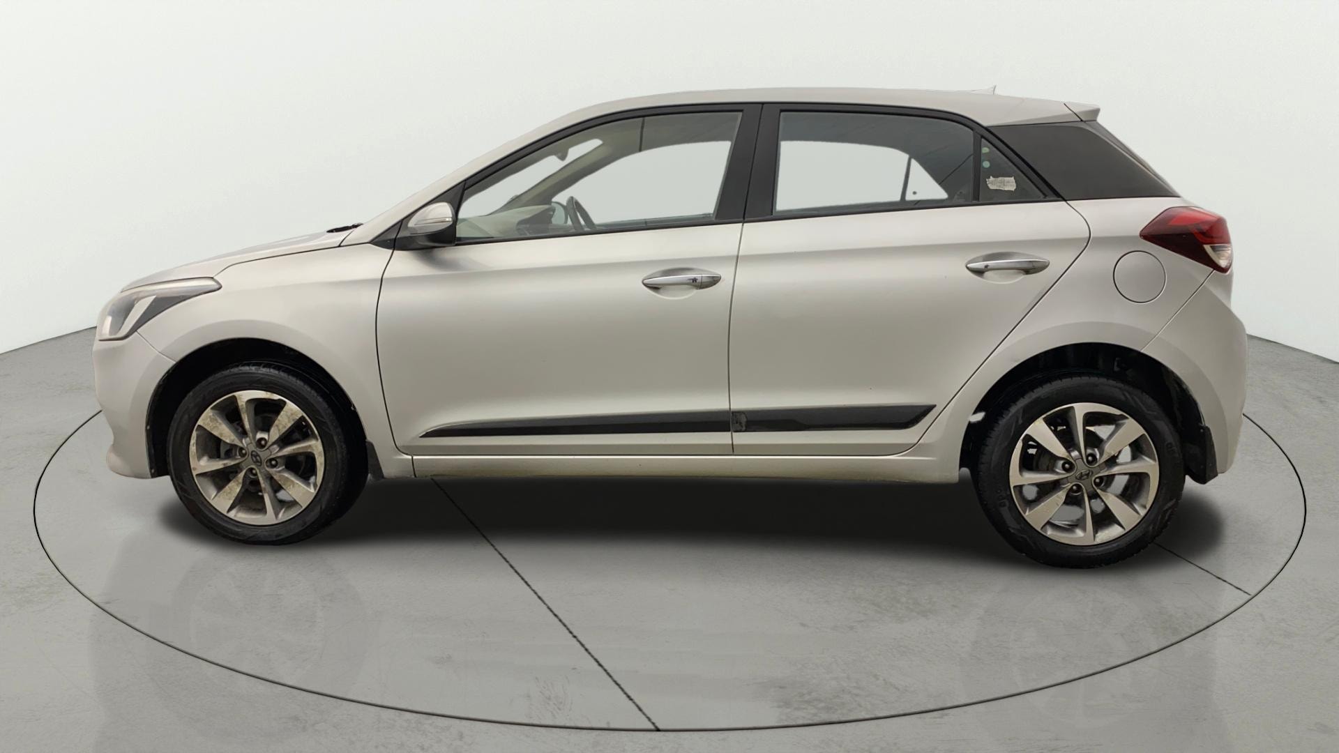View 2015 Hyundai Elite i20 1.2 Sportz Option Petrol Image 5 Used 2015 Hyundai Elite i20 1.2 Sportz Option Petrol Image 5