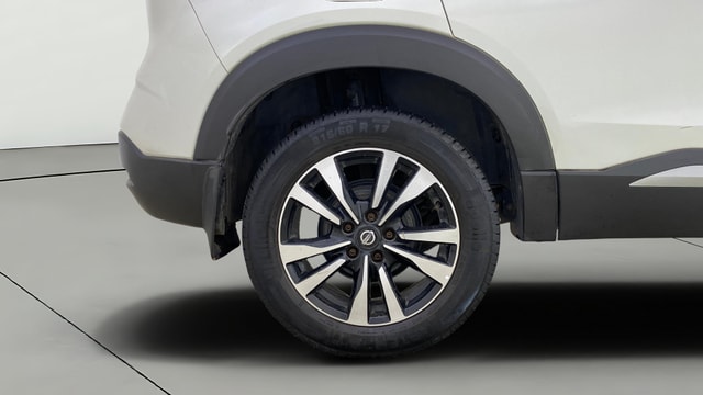 View Nissan Kicks Image 24 Used Nissan Kicks Image 24