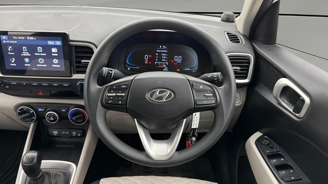 View Hyundai Venue Image 20 Used Hyundai Venue Image 20