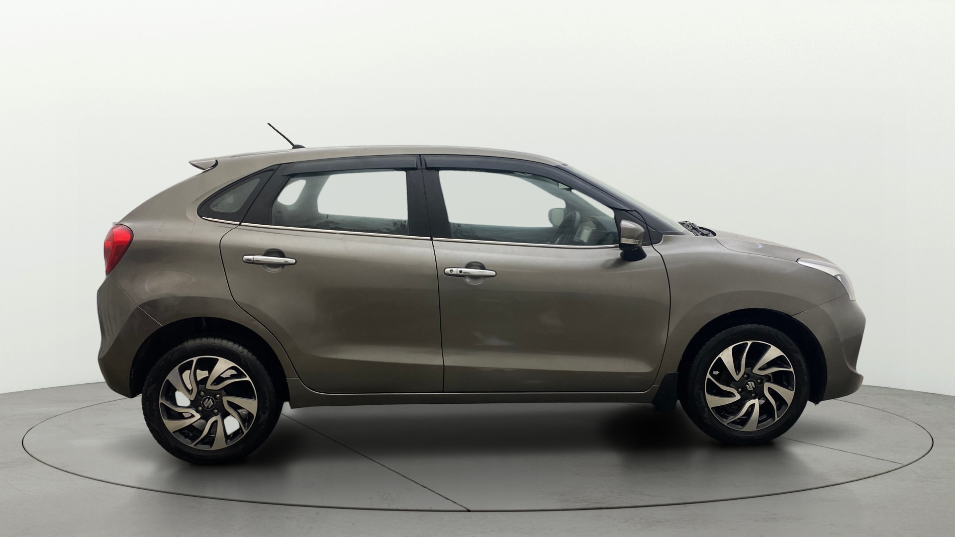 View 2020 Maruti Suzuki 1000 Base Variant Image 8 Used 2020 Maruti Suzuki 1000 Base Variant Image 8