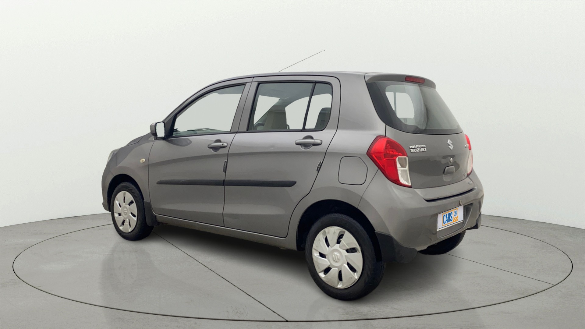 View 2018 Maruti Suzuki 1000 Base Variant Image 2 Used 2018 Maruti Suzuki 1000 Base Variant Image 2