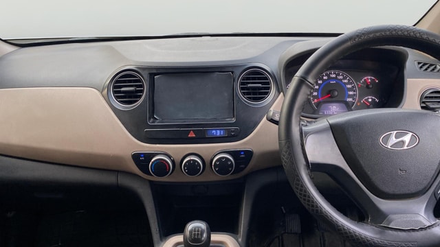 View Hyundai Grand i10 Image 17 Used Hyundai Grand i10 Image 17
