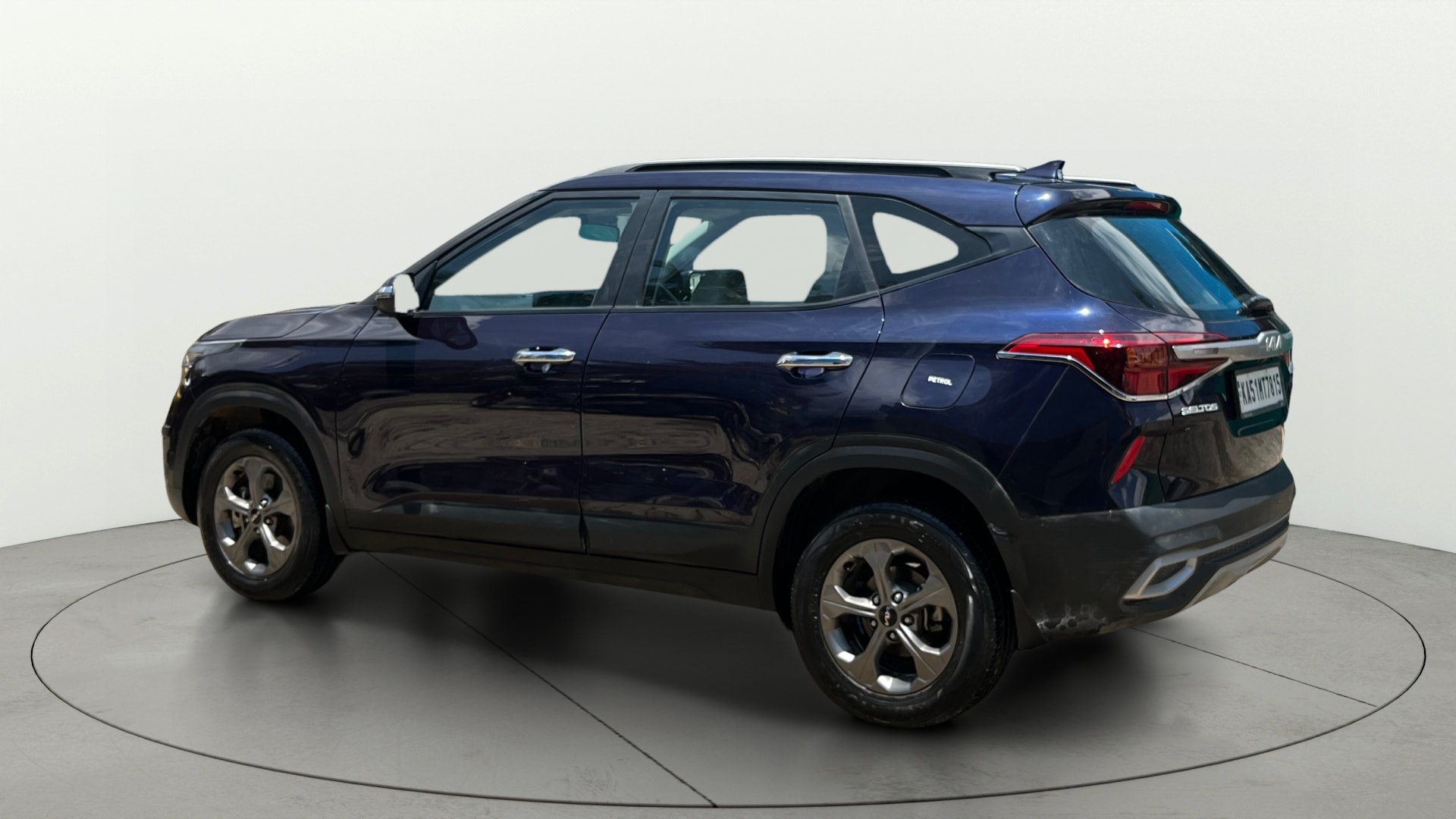 View 2023 Kia Seltos D1.5 CRDI VGT 6MT HTK Plus Image 2 Used 2023 Kia Seltos D1.5 CRDI VGT 6MT HTK Plus Image 2