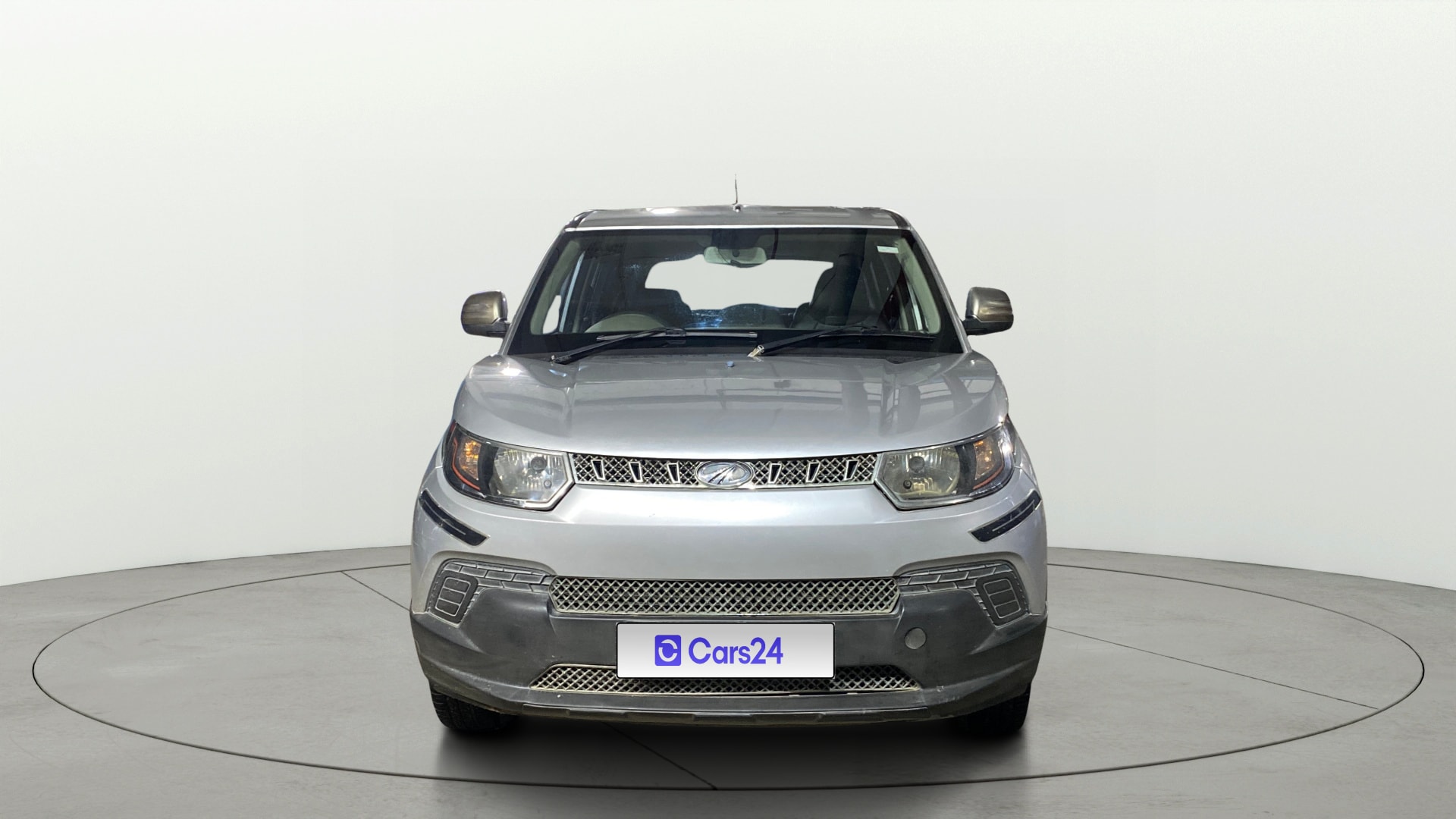Used 2016 Mahindra KUV100 Used 2016 Mahindra KUV100