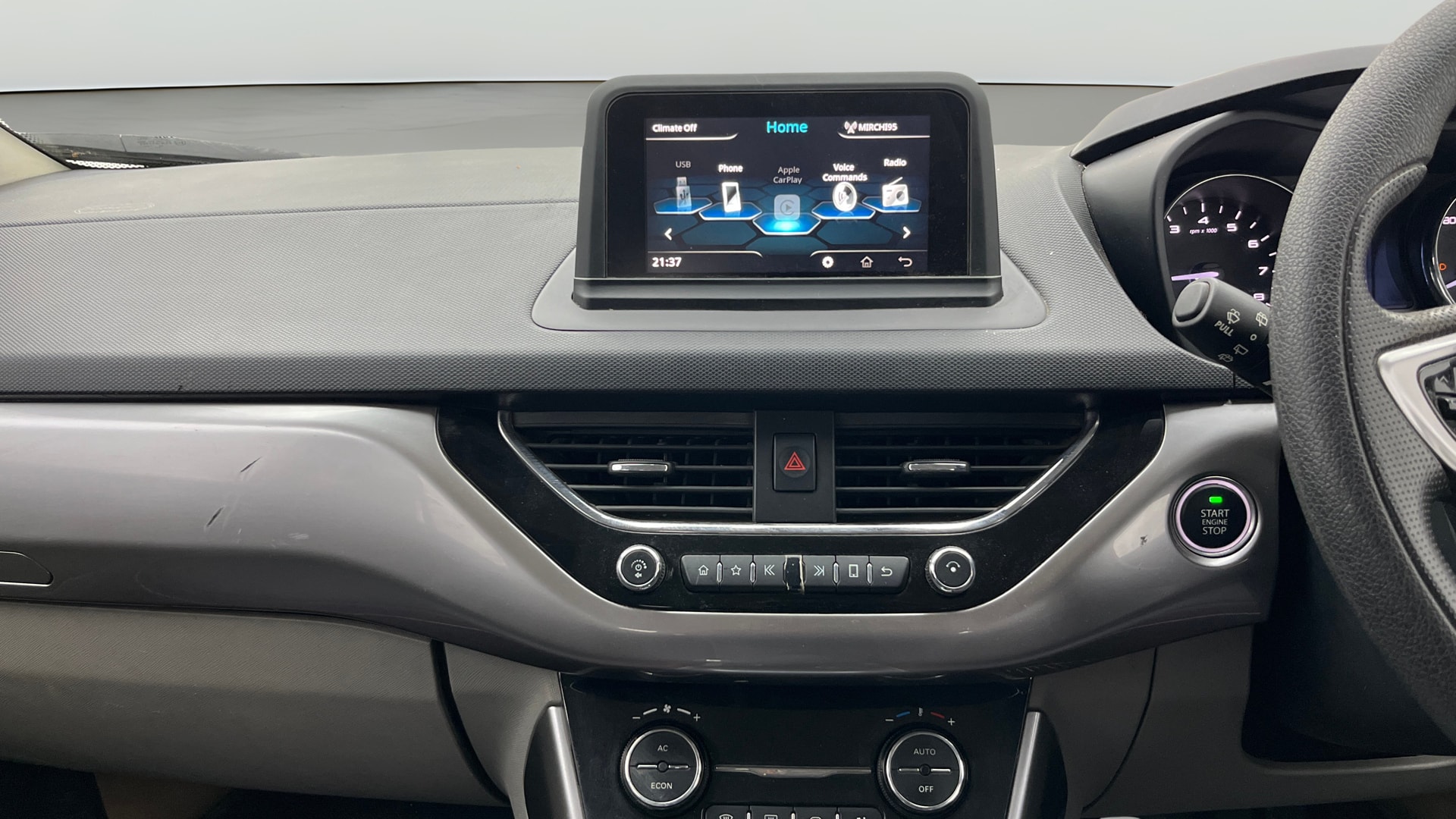 View 2018 Tata Nexon Revotron XE Image 17 Used 2018 Tata Nexon Revotron XE Image 17