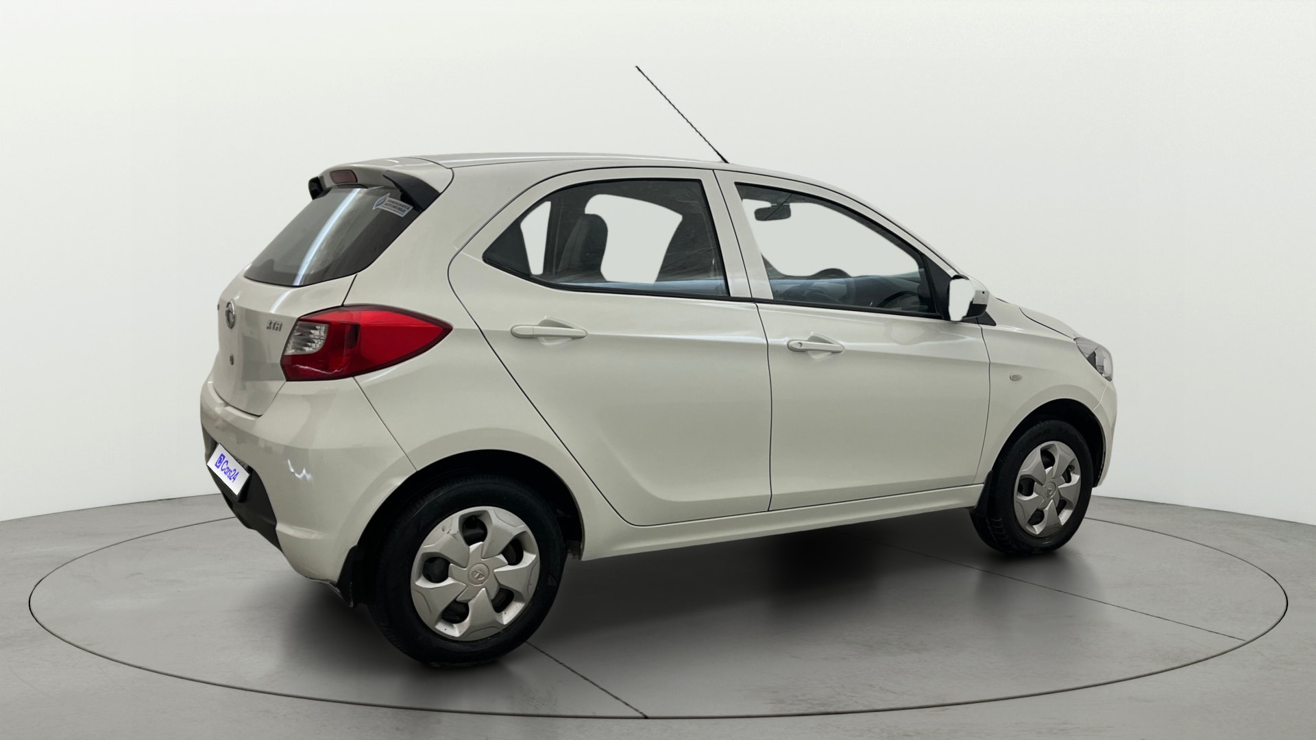 View 2018 Tata Tiago Revotorq XB Image 41 Used 2018 Tata Tiago Revotorq XB Image 41