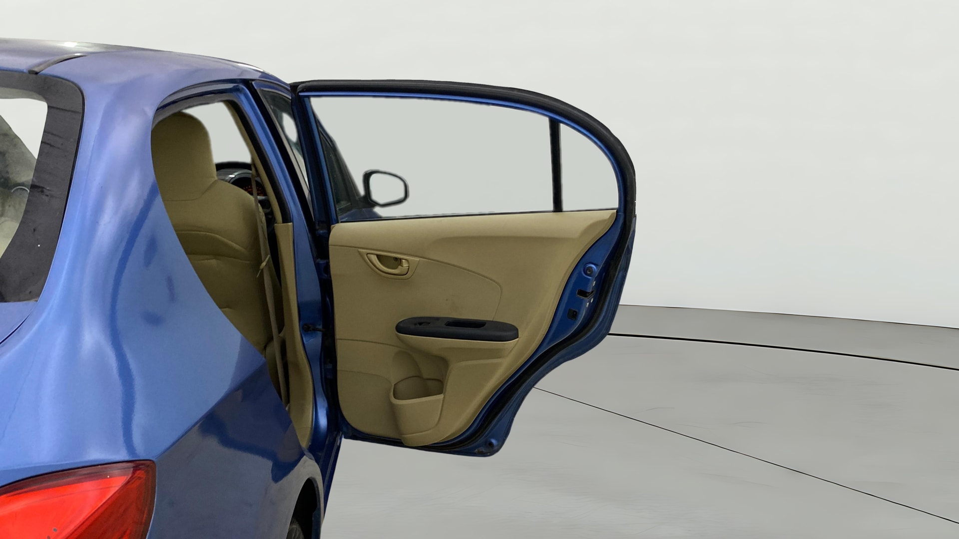 View 2014 Honda Amaze E MT Petrol BS IV Image 7 Used 2014 Honda Amaze E MT Petrol BS IV Image 7