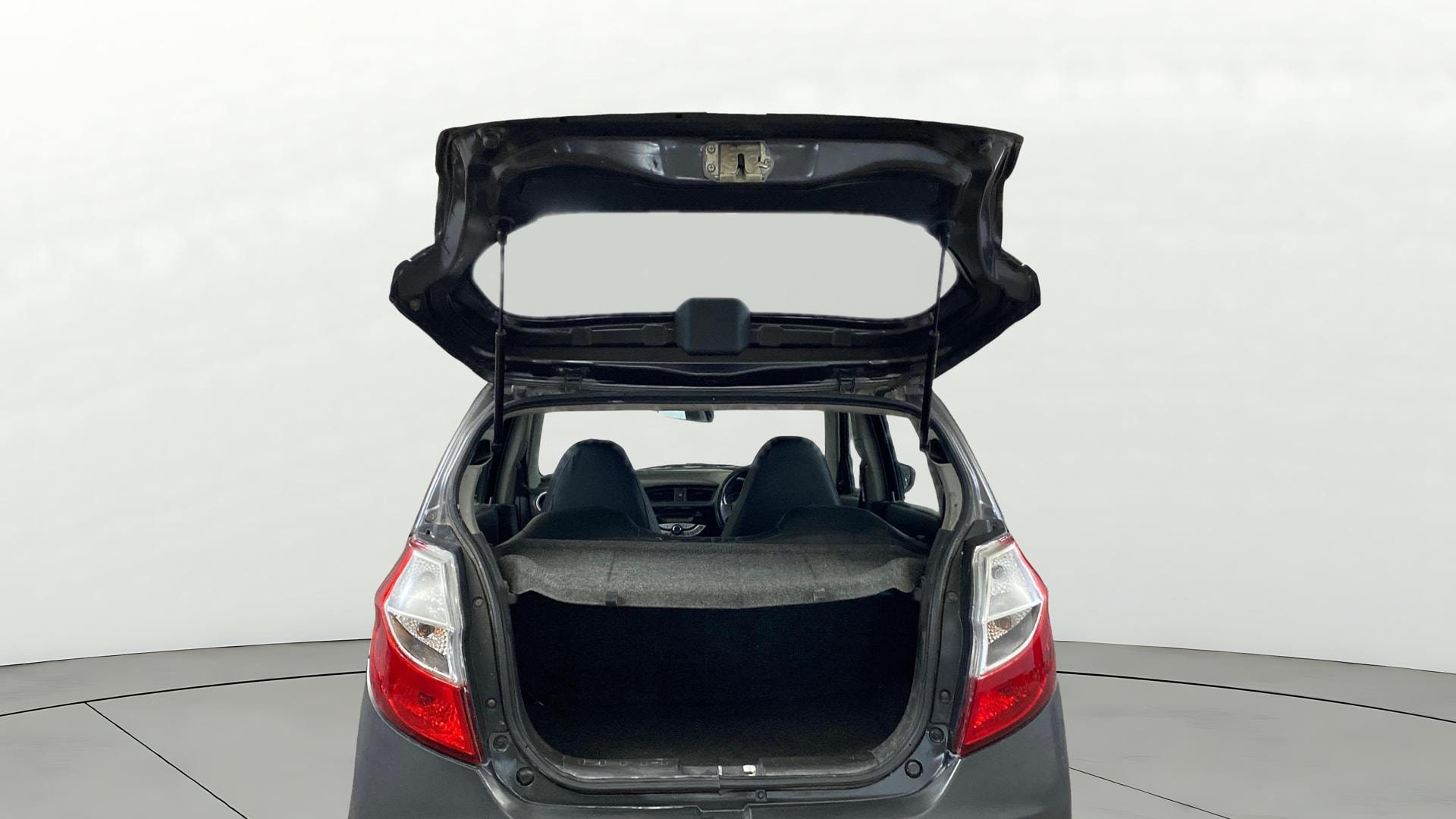 View 2015 Maruti Suzuki Alto K10 LX Image 16 Used 2015 Maruti Suzuki Alto K10 LX Image 16
