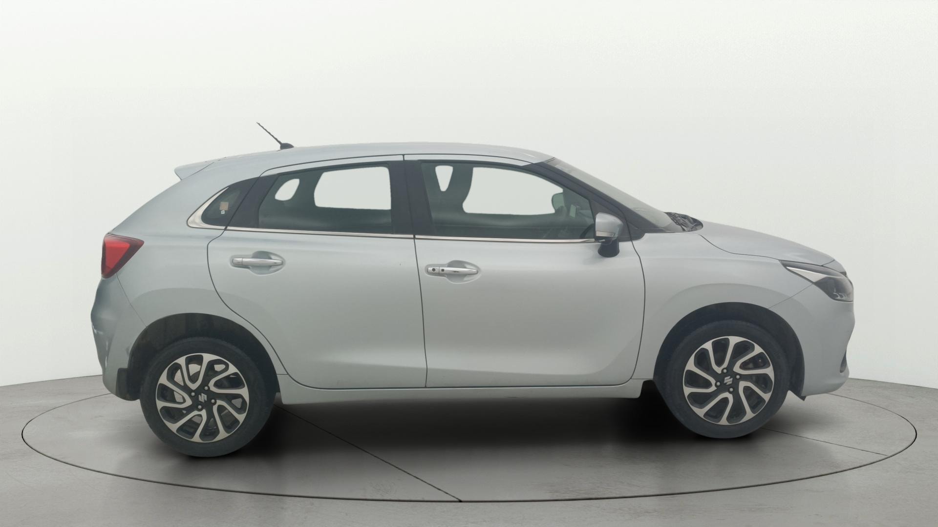 View 2022 Maruti Suzuki 1000 Base Variant Image 28 Used 2022 Maruti Suzuki 1000 Base Variant Image 28