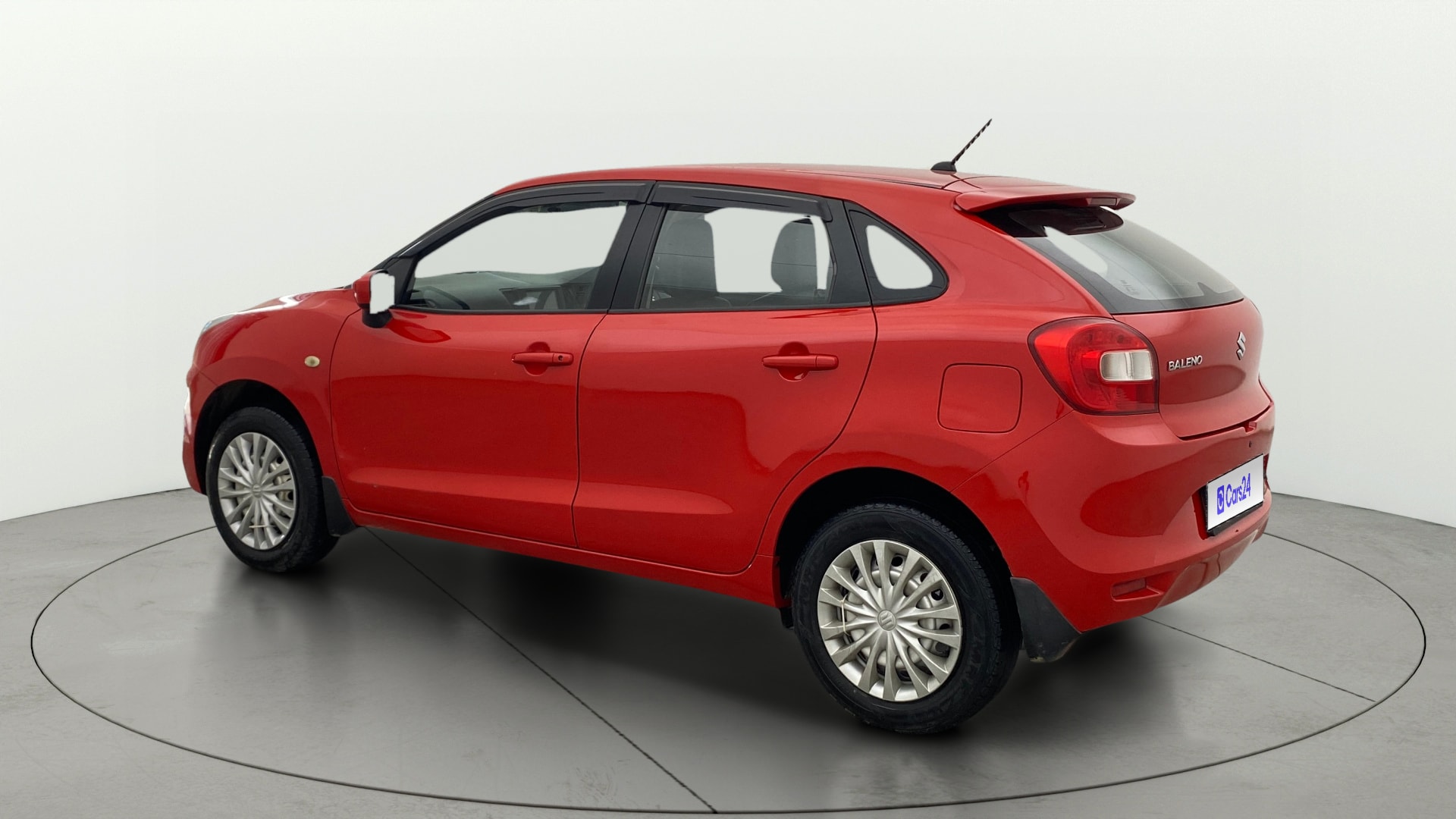 View 2018 Maruti Suzuki 1000 Base Variant Image 2 Used 2018 Maruti Suzuki 1000 Base Variant Image 2