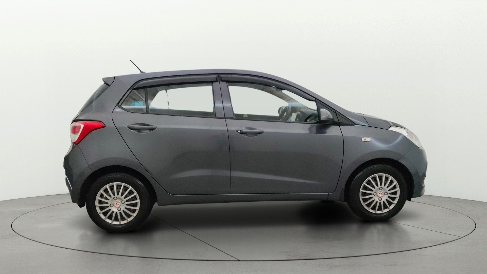 View 2014 Hyundai Grand i10 Magna 1.2 Kappa VTVT Image 8 Used 2014 Hyundai Grand i10 Magna 1.2 Kappa VTVT Image 8