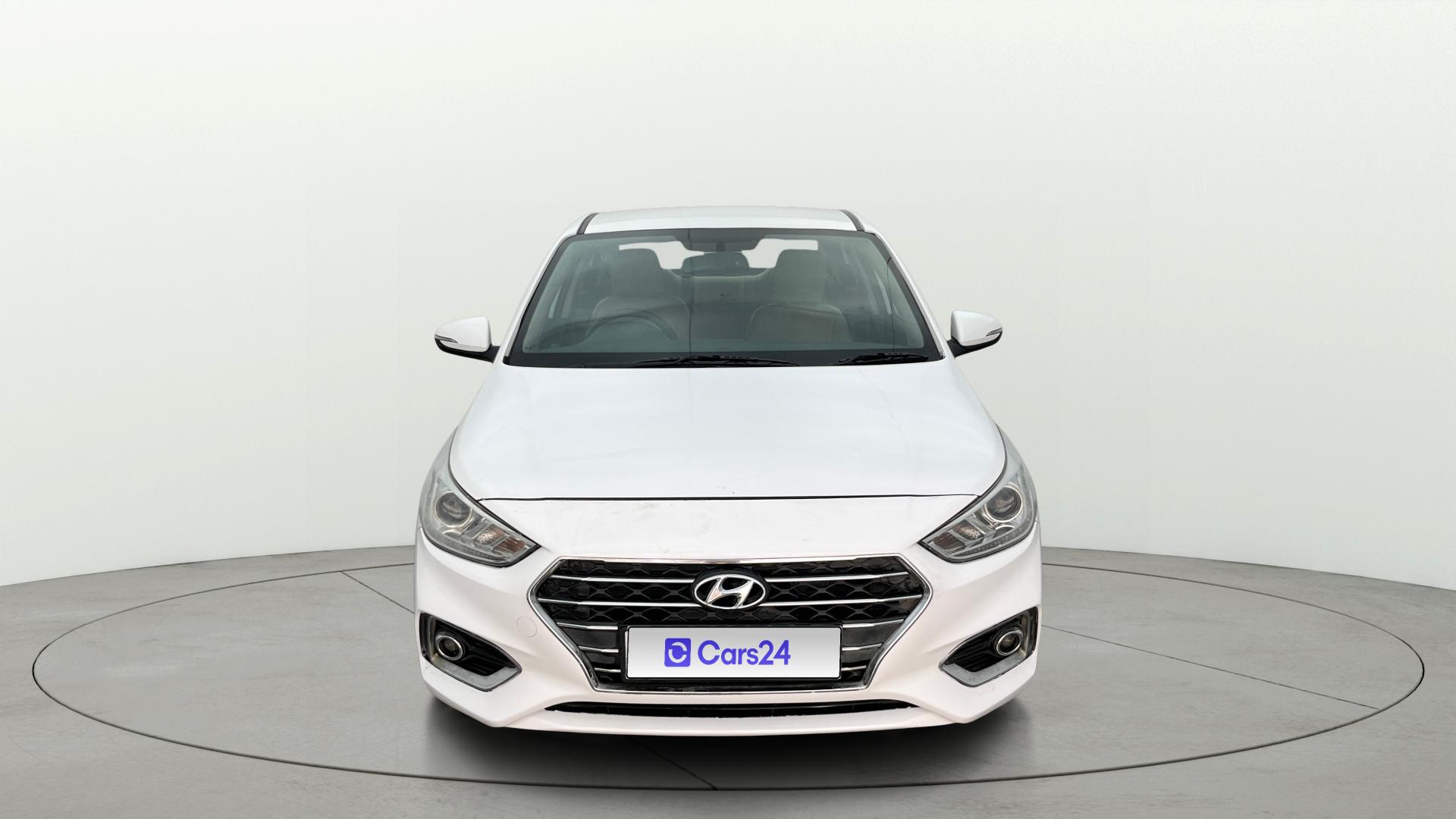 2018 ह्युंडई वरना 1.6 VTVT SX 2018 ह्युंडई वरना 1.6 VTVT SX