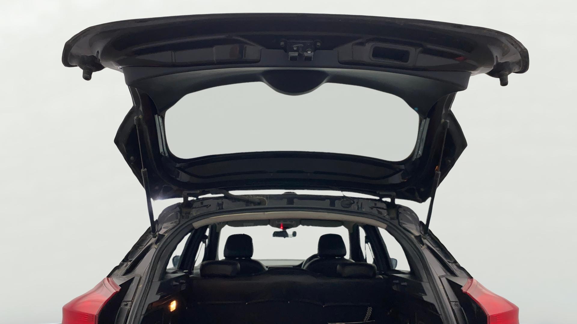 View 2021 Nissan Kicks 1.3 Turbo XV CVT Image 16 Used 2021 Nissan Kicks 1.3 Turbo XV CVT Image 16
