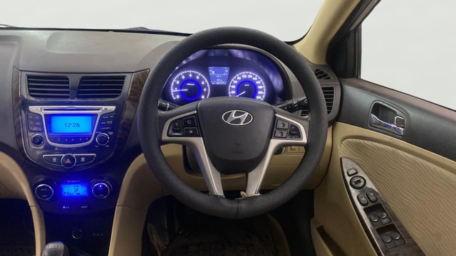 View Hyundai Fluidic Verna Image 20 Used Hyundai Fluidic Verna Image 20