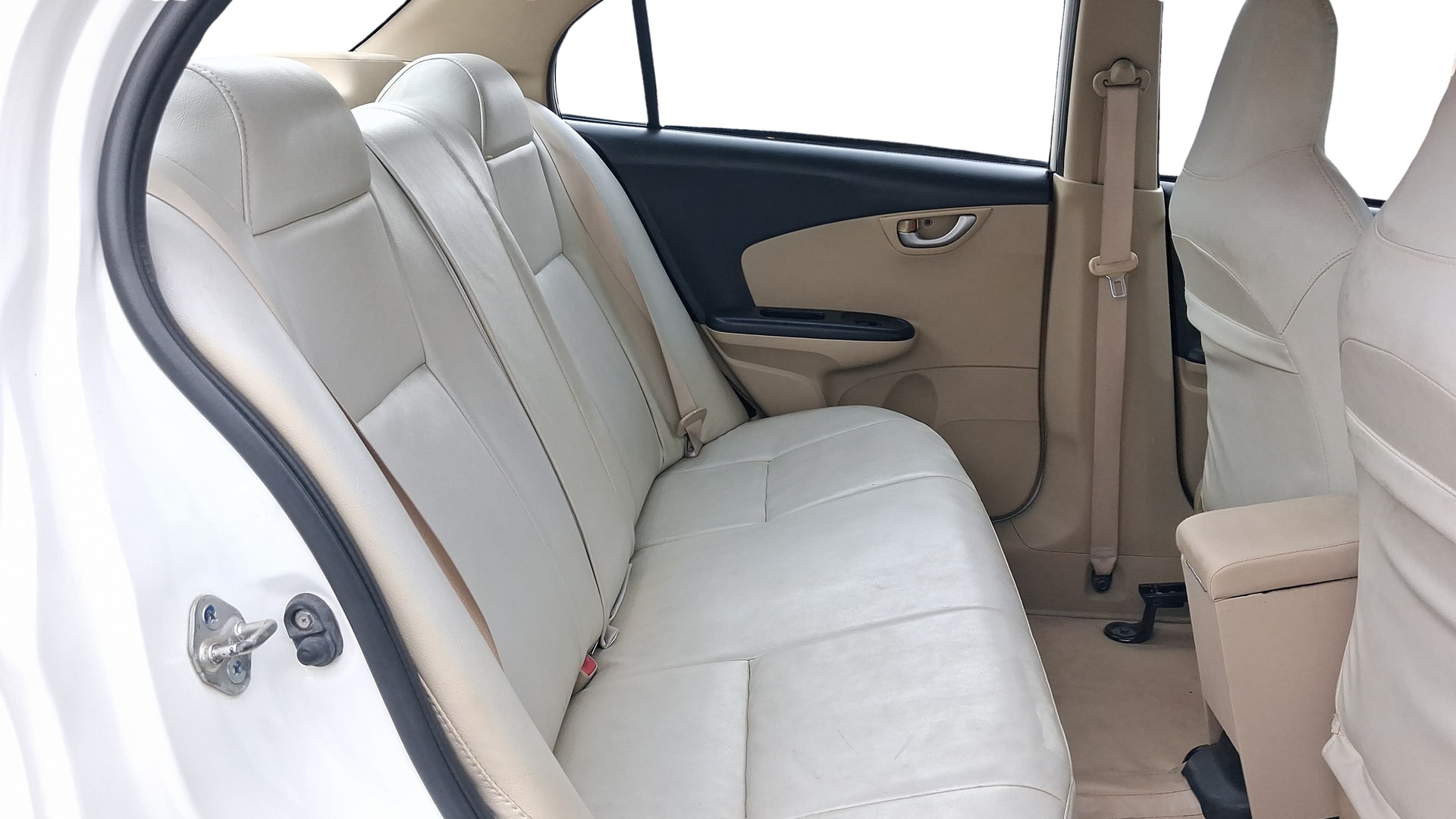 View 2016 Honda Amaze E MT Petrol BS IV Image 30 Used 2016 Honda Amaze E MT Petrol BS IV Image 30