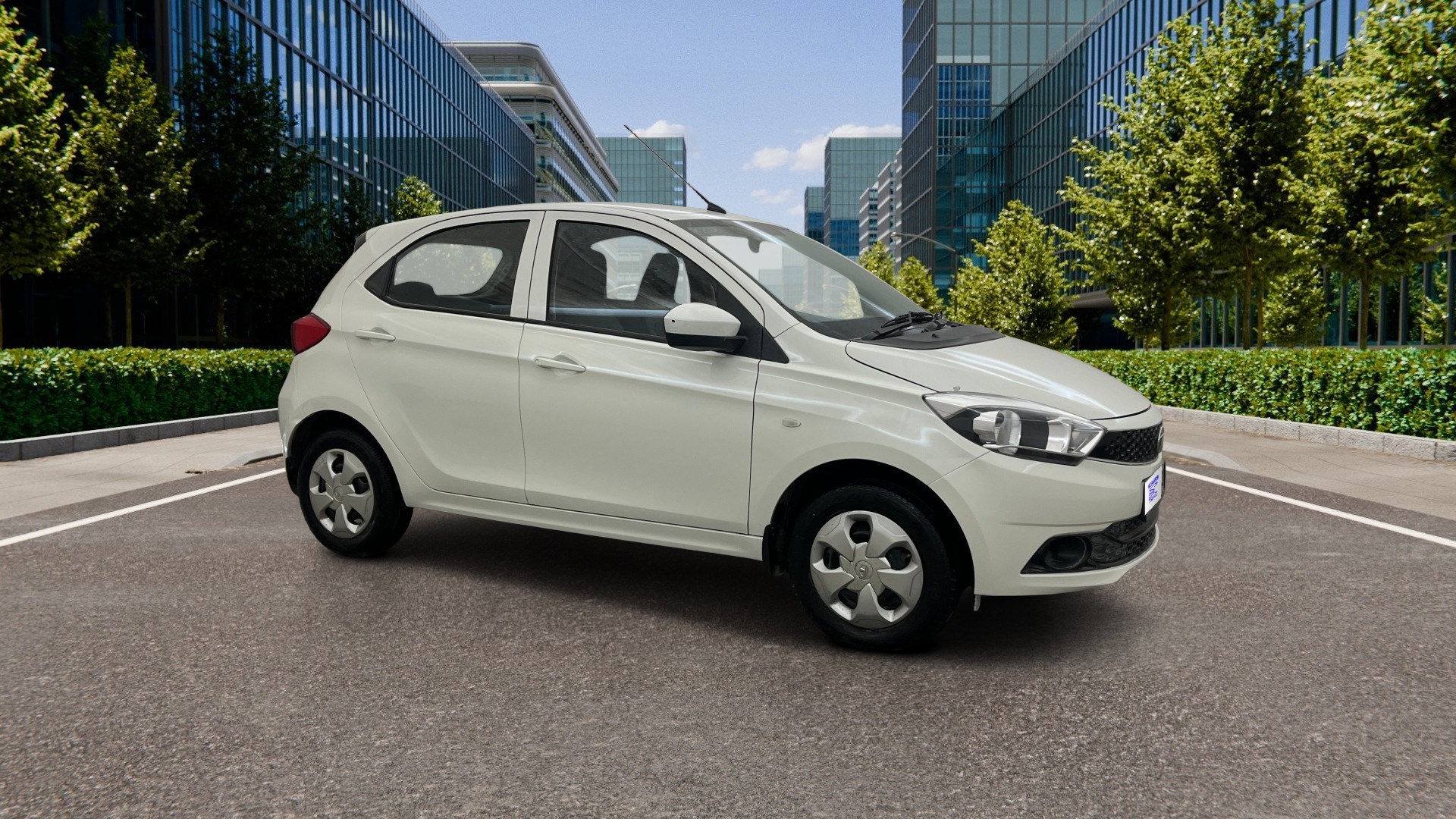 View 2018 Tata Tiago Revotorq XB Image 35 Used 2018 Tata Tiago Revotorq XB Image 35