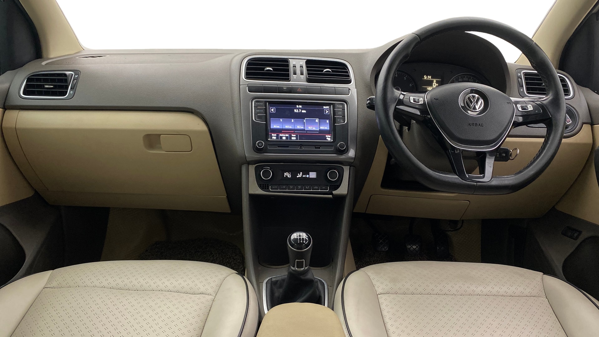 View 2021 Volkswagen Vento 1.0 L TSI Highline Petrol Image 15 Used 2021 Volkswagen Vento 1.0 L TSI Highline Petrol Image 15