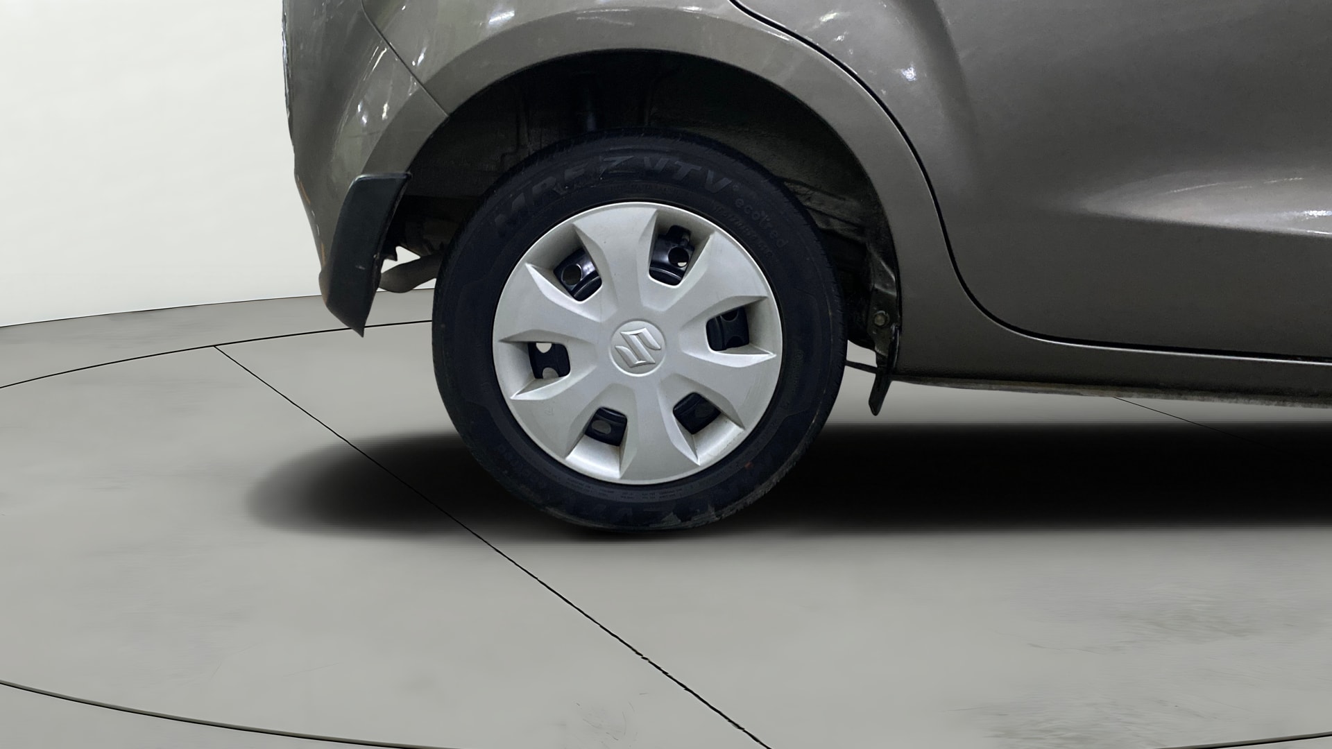 View 2022 Maruti Suzuki 1000 Base Variant Image 23 Used 2022 Maruti Suzuki 1000 Base Variant Image 23