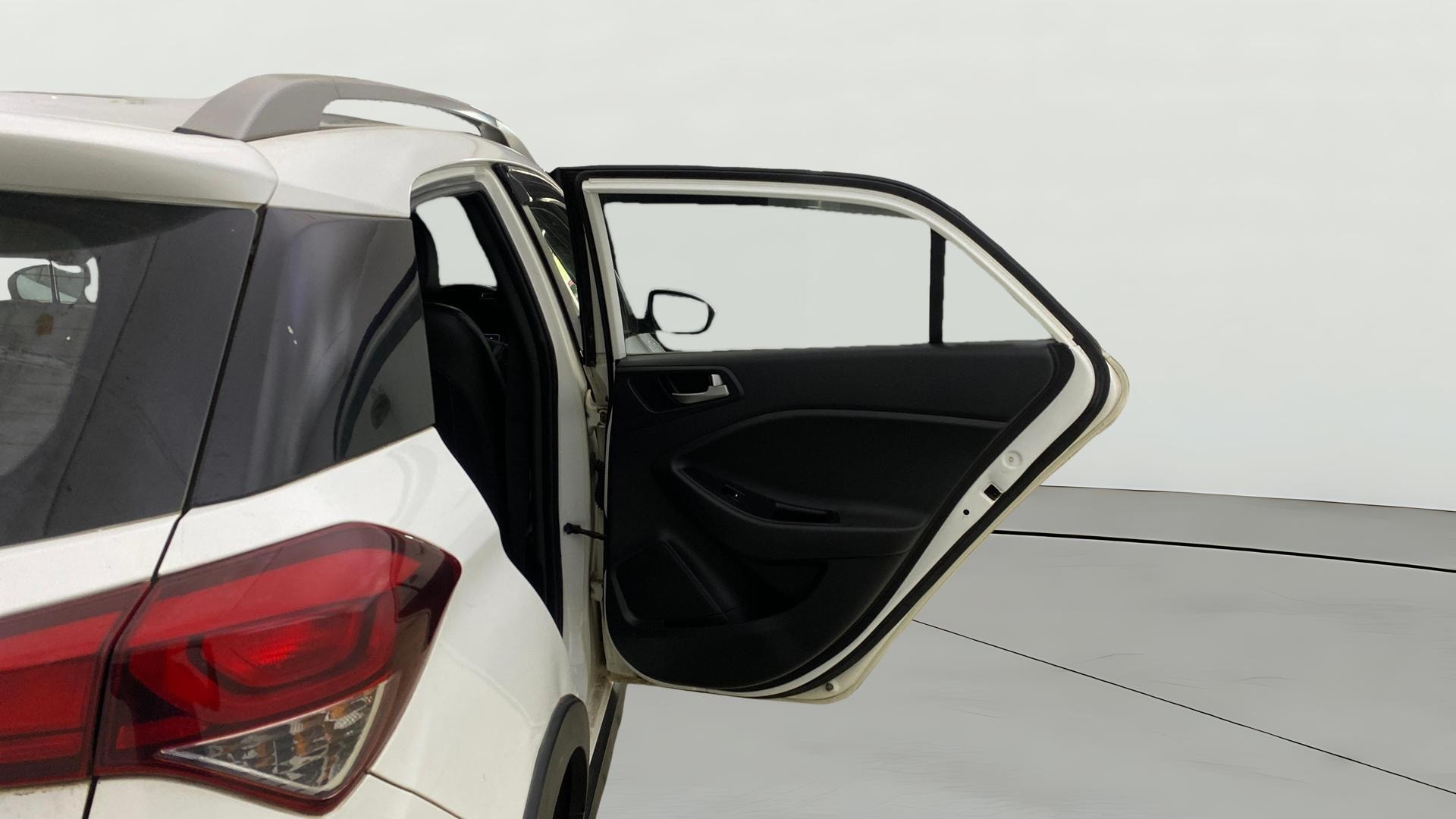 View 2019 Hyundai i20 Active 1.2 SX Image 7 Used 2019 Hyundai i20 Active 1.2 SX Image 7