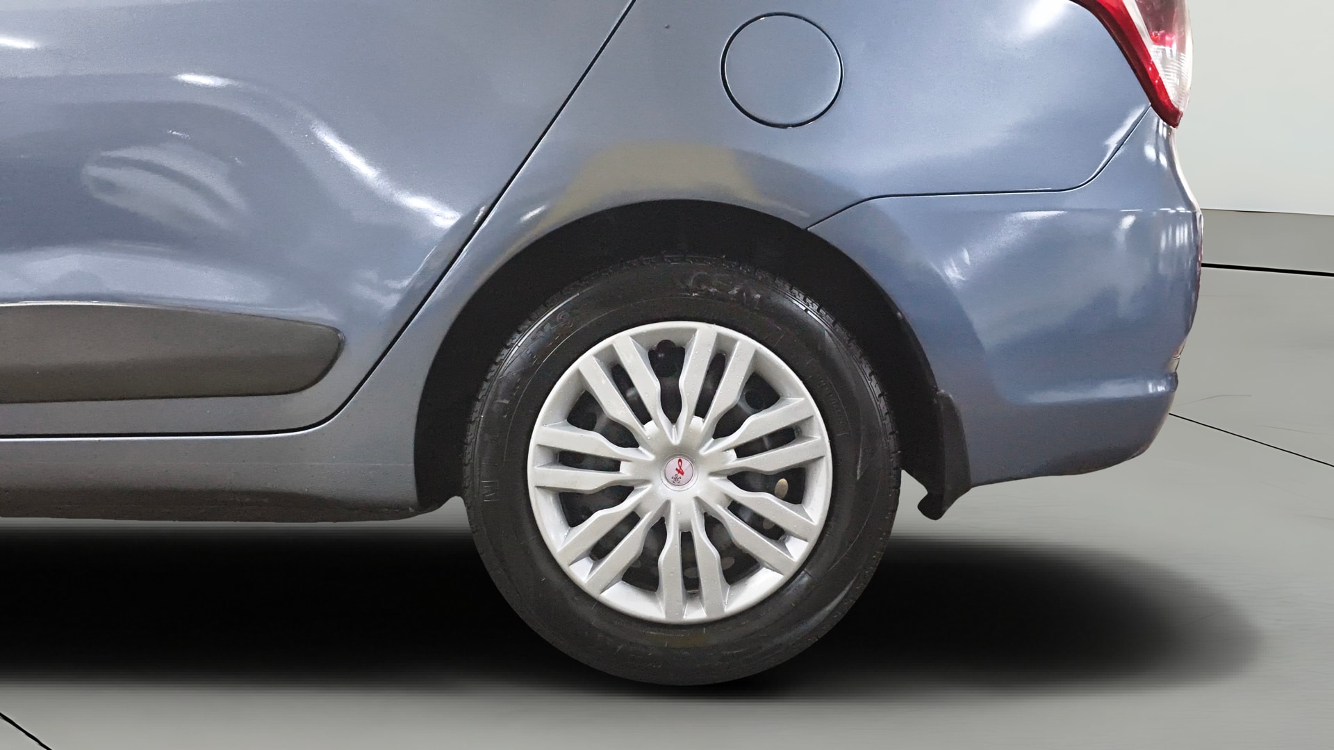 View 2015 Hyundai Xcent S Petrol Image 11 Used 2015 Hyundai Xcent S Petrol Image 11