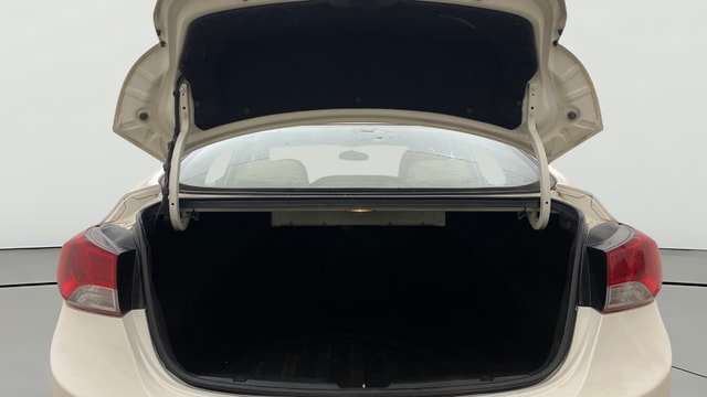 View Hyundai Elantra Image 39 Used Hyundai Elantra Image 39