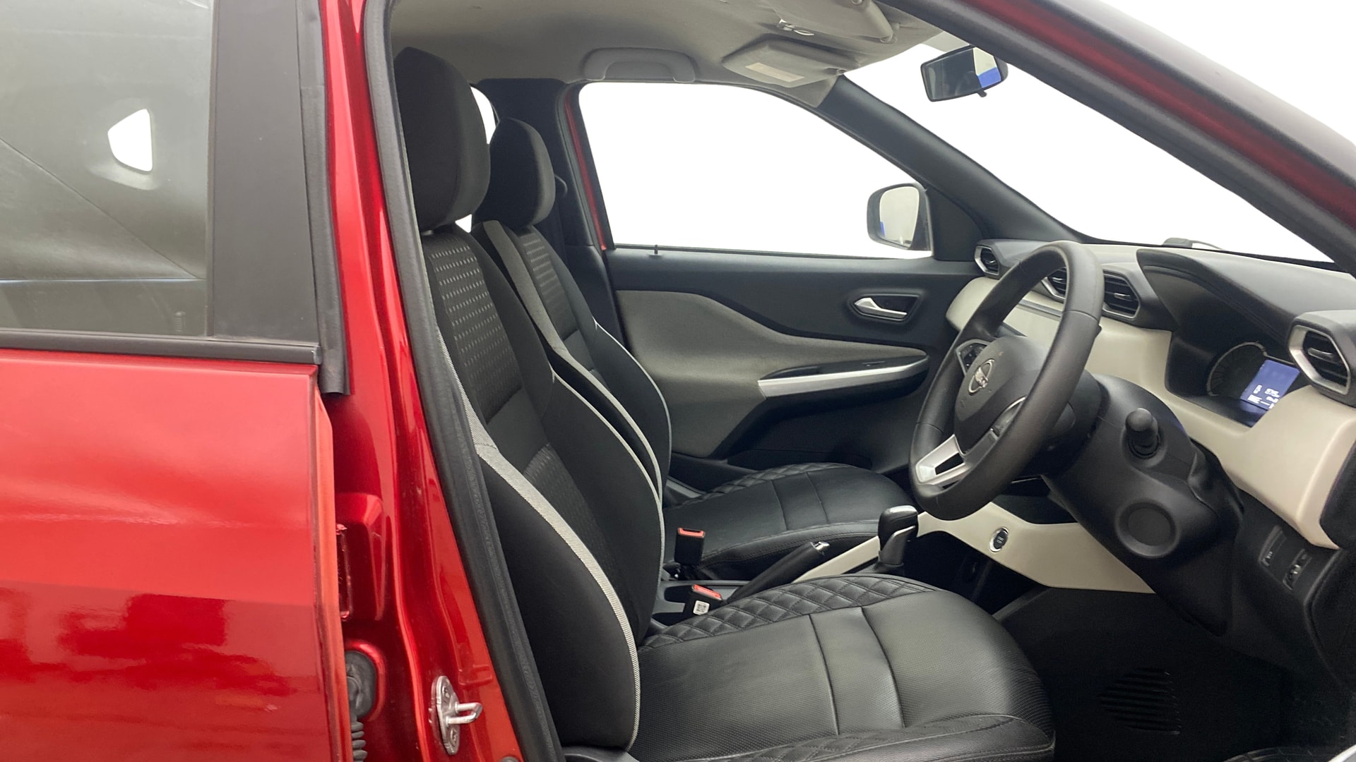View 2022 Nissan Magnite Turbo XV Premium CVT Image 26 Used 2022 Nissan Magnite Turbo XV Premium CVT Image 26