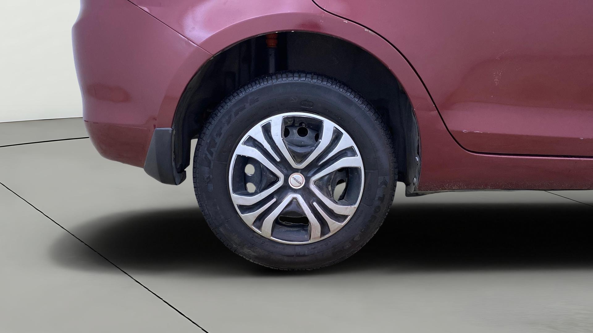 View 2015 Maruti Suzuki 1000 Base Variant Image 23 Used 2015 Maruti Suzuki 1000 Base Variant Image 23