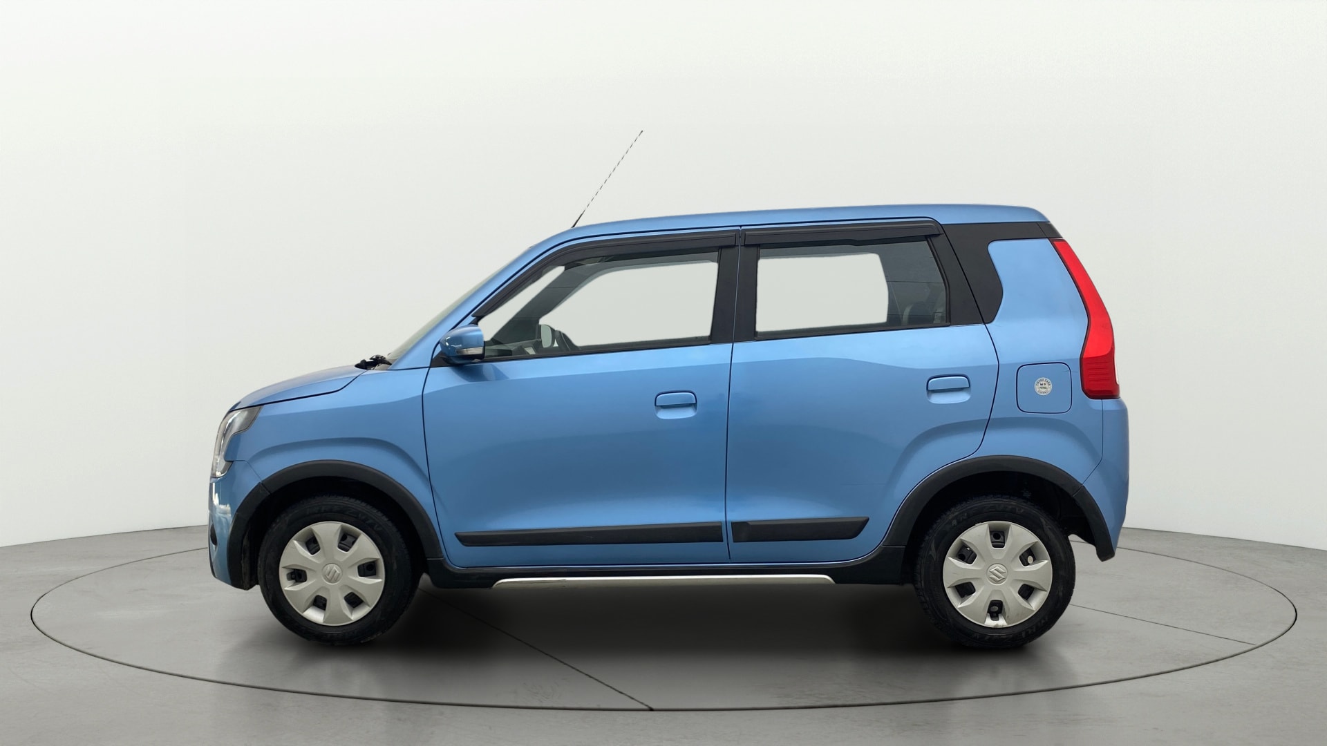View 2021 Maruti Suzuki 1000 Base Variant Image 5 Used 2021 Maruti Suzuki 1000 Base Variant Image 5