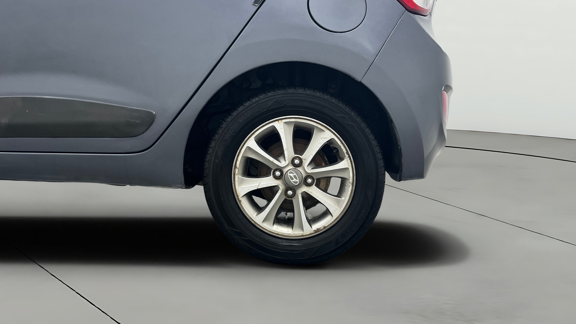 View 2016 Hyundai Grand i10 1.2 Asta Petrol Image 11 Used 2016 Hyundai Grand i10 1.2 Asta Petrol Image 11