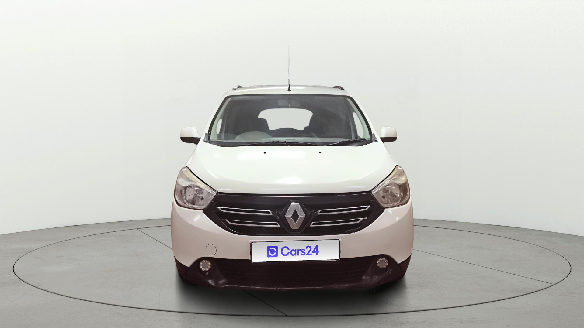 2015 रेनो लॉजी 110 PS RxL (8 Seater) 2015 रेनो लॉजी 110 PS RxL (8 Seater)