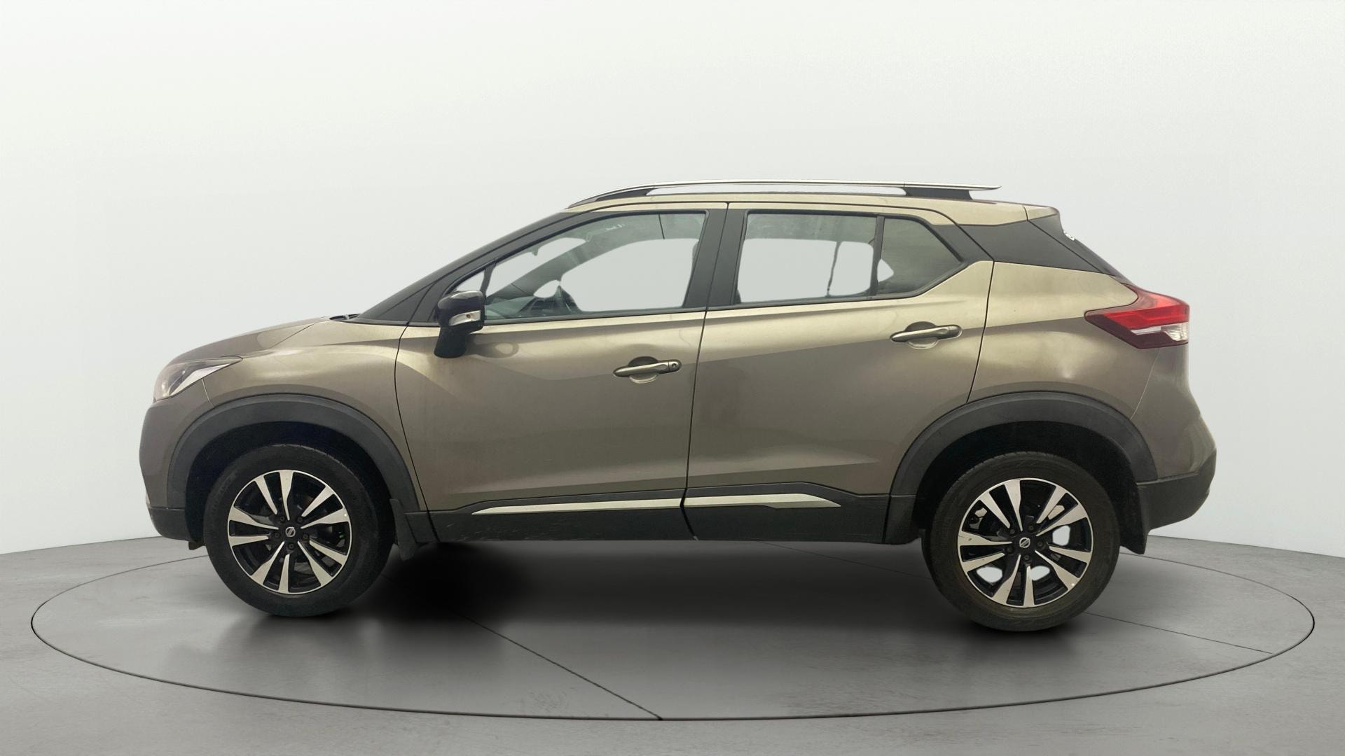 Used 2019 Nissan Kicks Used 2019 Nissan Kicks