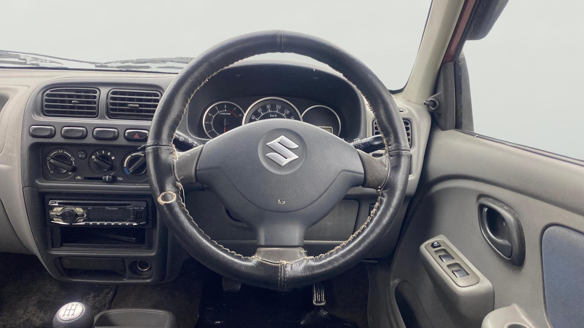 View 2014 Maruti Suzuki Alto K10 LX Image 20 Used 2014 Maruti Suzuki Alto K10 LX Image 20