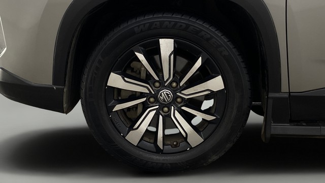 View MG Hector Image 36 Used MG Hector Image 36