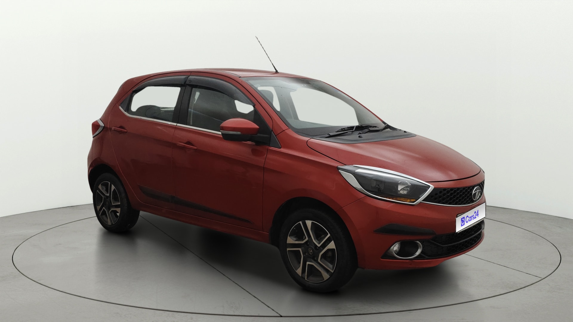 View 2020 Tata Tiago Revotorq XB Image 35 Used 2020 Tata Tiago Revotorq XB Image 35