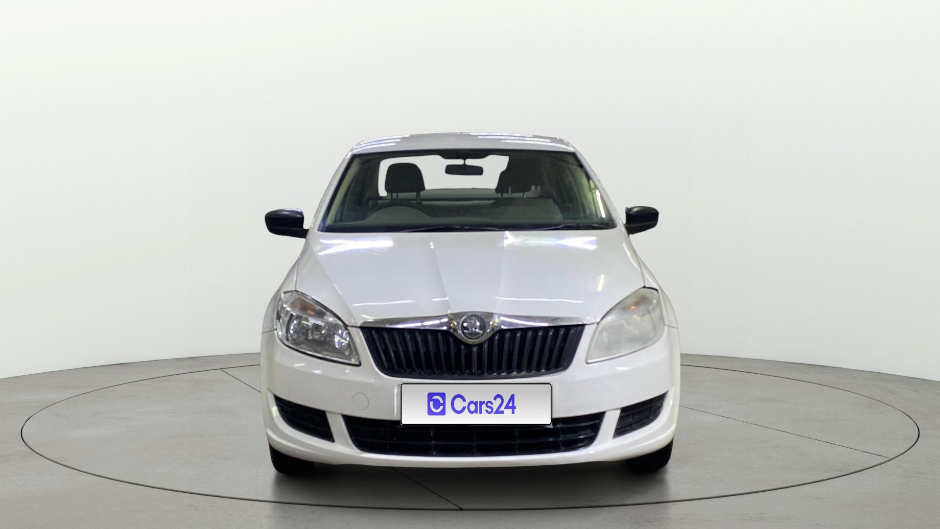 2014 स्कोडा रैपिड 1.6 MPI Active Petrol BS IV 2014 स्कोडा रैपिड 1.6 MPI Active Petrol BS IV