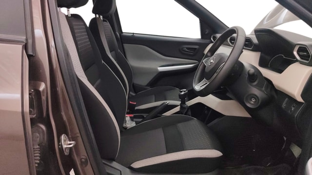 View Nissan Magnite Image 25 Used Nissan Magnite Image 25