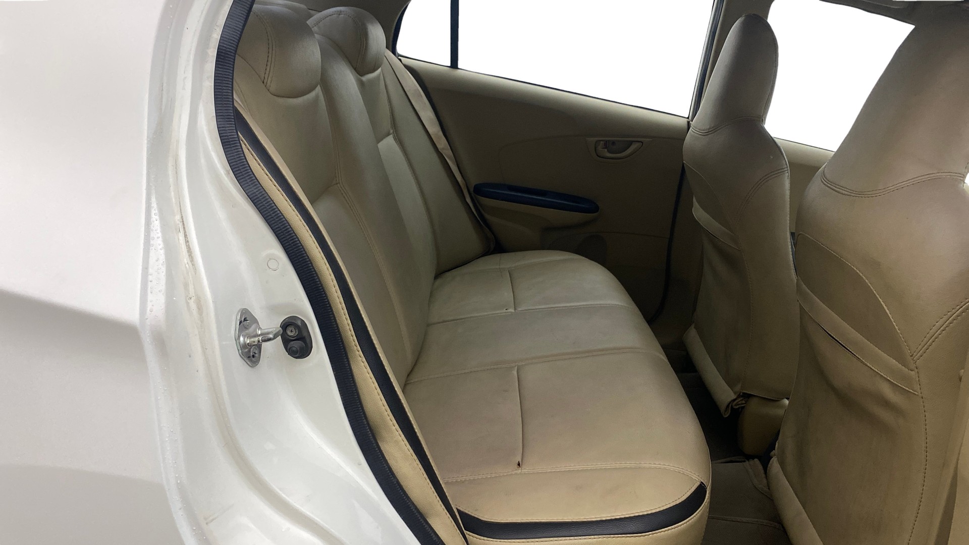 View 2015 Honda Amaze E MT Petrol BS IV Image 29 Used 2015 Honda Amaze E MT Petrol BS IV Image 29
