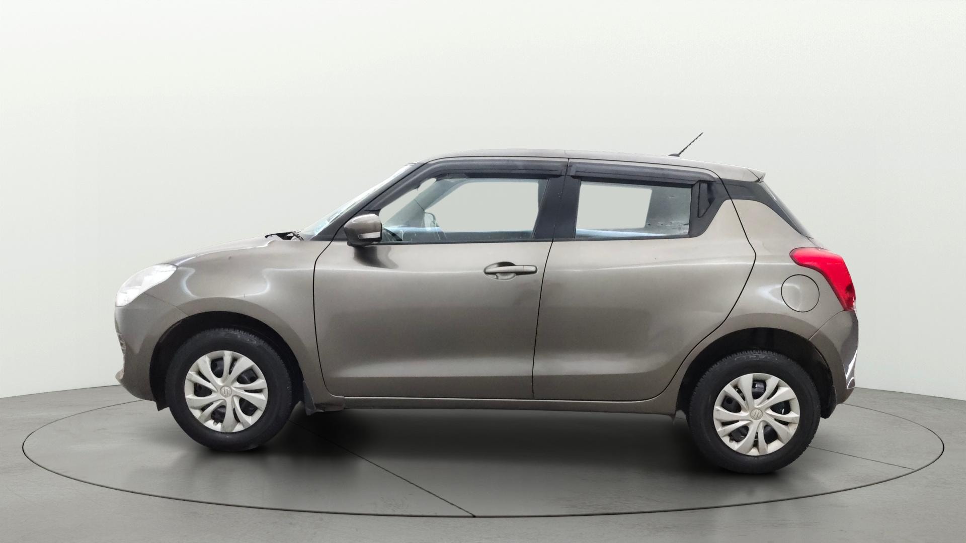 View 2020 Maruti Suzuki 1000 Base Variant Image 5 Used 2020 Maruti Suzuki 1000 Base Variant Image 5