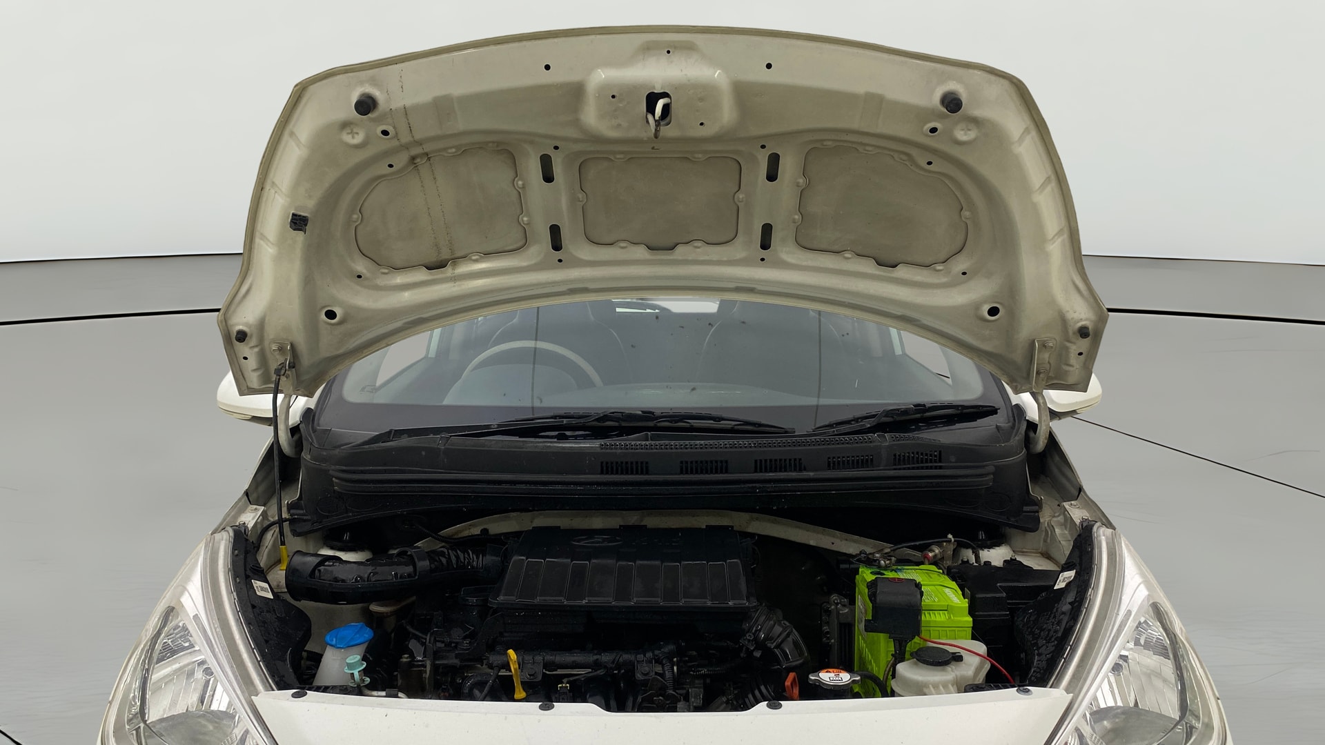 View 2015 Hyundai Grand i10 Asta AT 1.2 Kappa VTVT Image 31 Used 2015 Hyundai Grand i10 Asta AT 1.2 Kappa VTVT Image 31