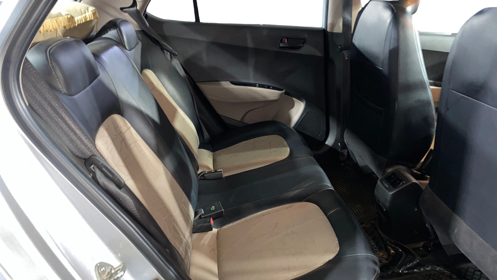 View 2019 Hyundai Grand i10 Magna 1.2 Kappa VTVT Image 29 Used 2019 Hyundai Grand i10 Magna 1.2 Kappa VTVT Image 29