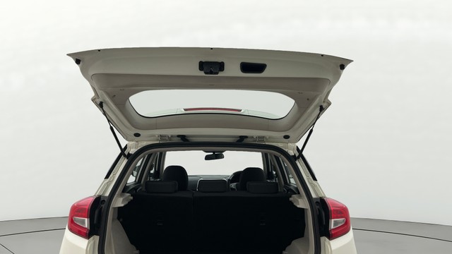 View Mahindra XUV300 Image 17 Used Mahindra XUV300 Image 17