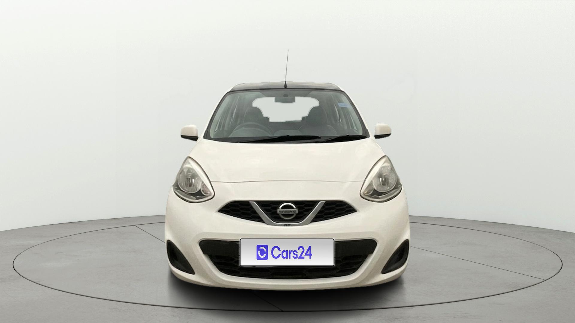 2015 निसान माइक्रा XL (CVT) 2015 निसान माइक्रा XL (CVT)