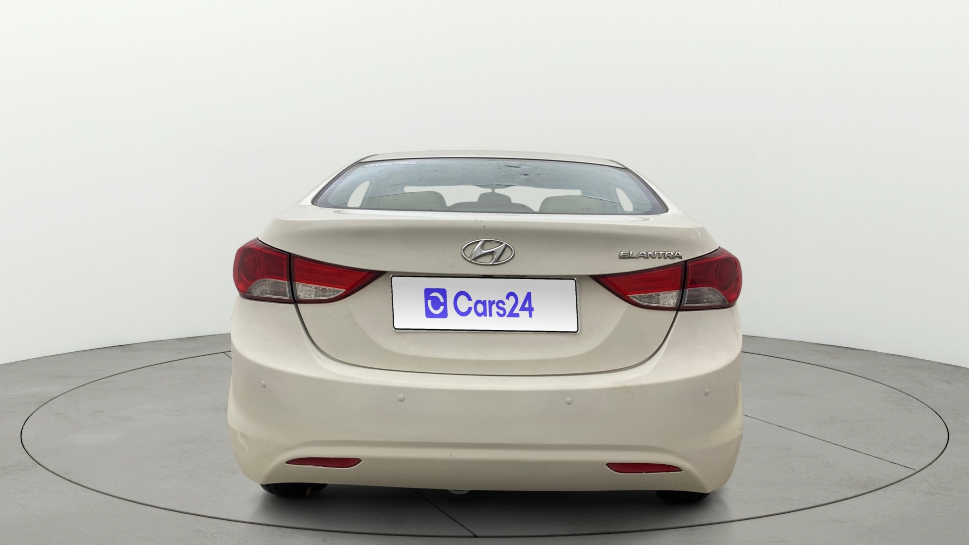 View 2013 Hyundai Elantra 1.6 CRDi S Image 41 Used 2013 Hyundai Elantra 1.6 CRDi S Image 41