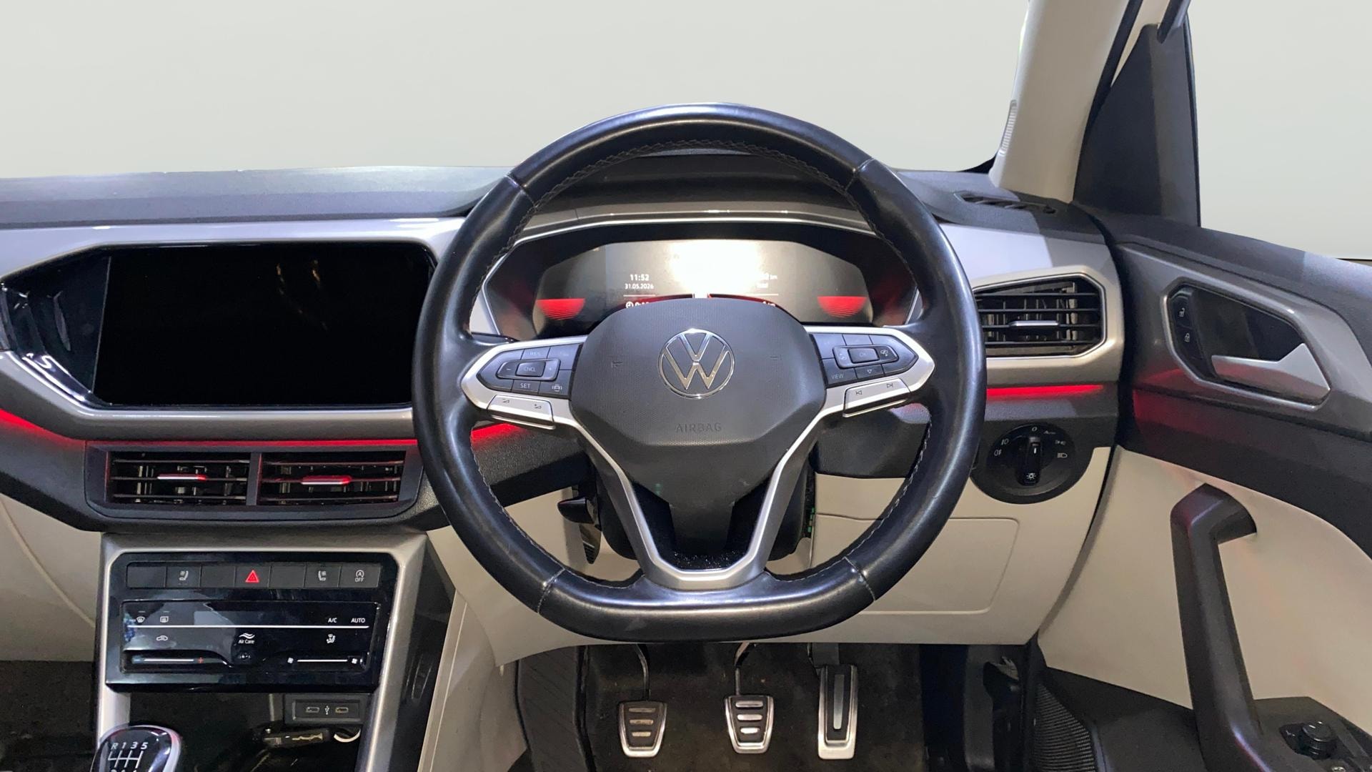 Used 2024 Volkswagen Taigun Used 2024 Volkswagen Taigun
