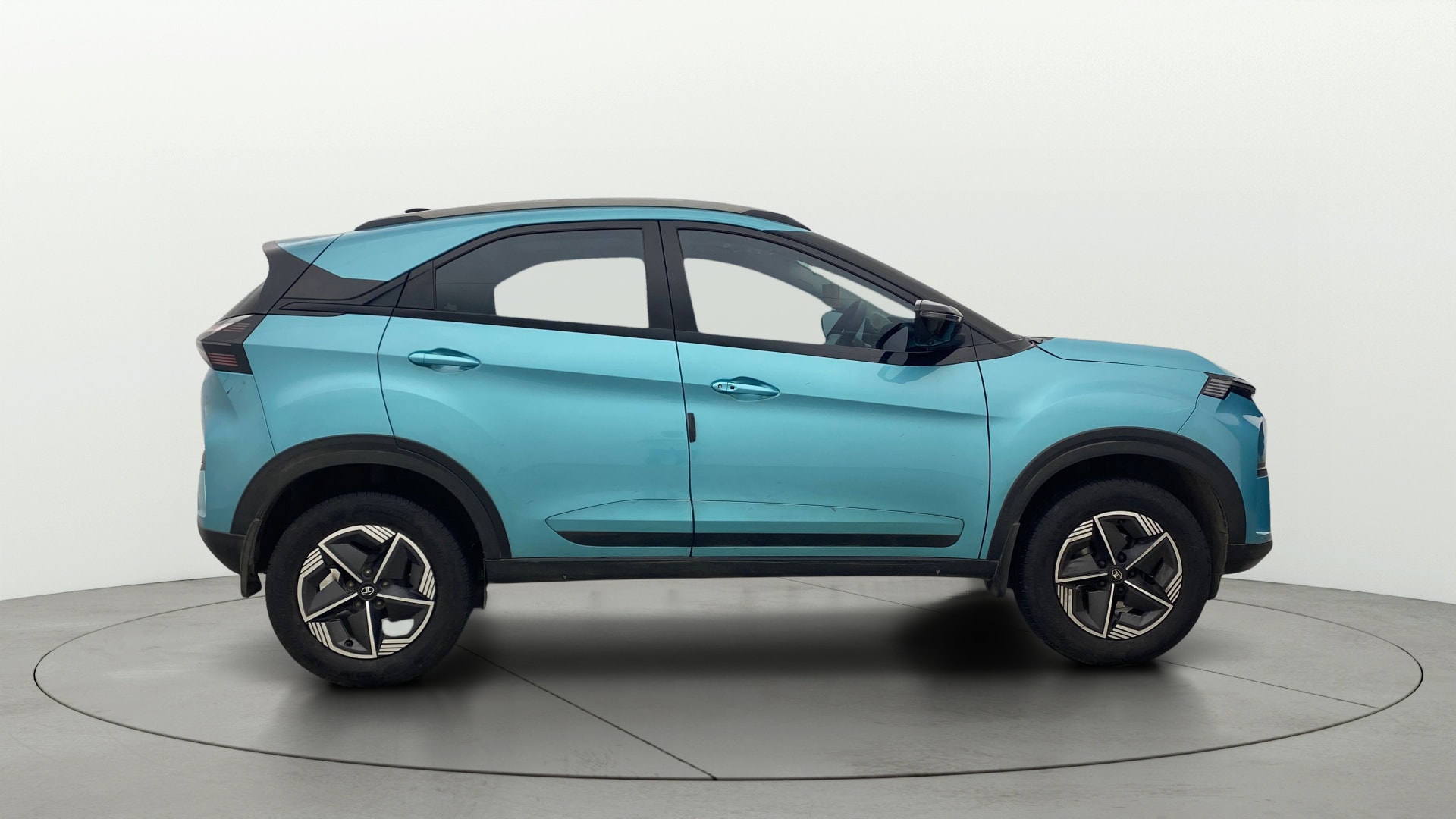 View 2024 Tata Nexon Revotron XE Image 9 Used 2024 Tata Nexon Revotron XE Image 9