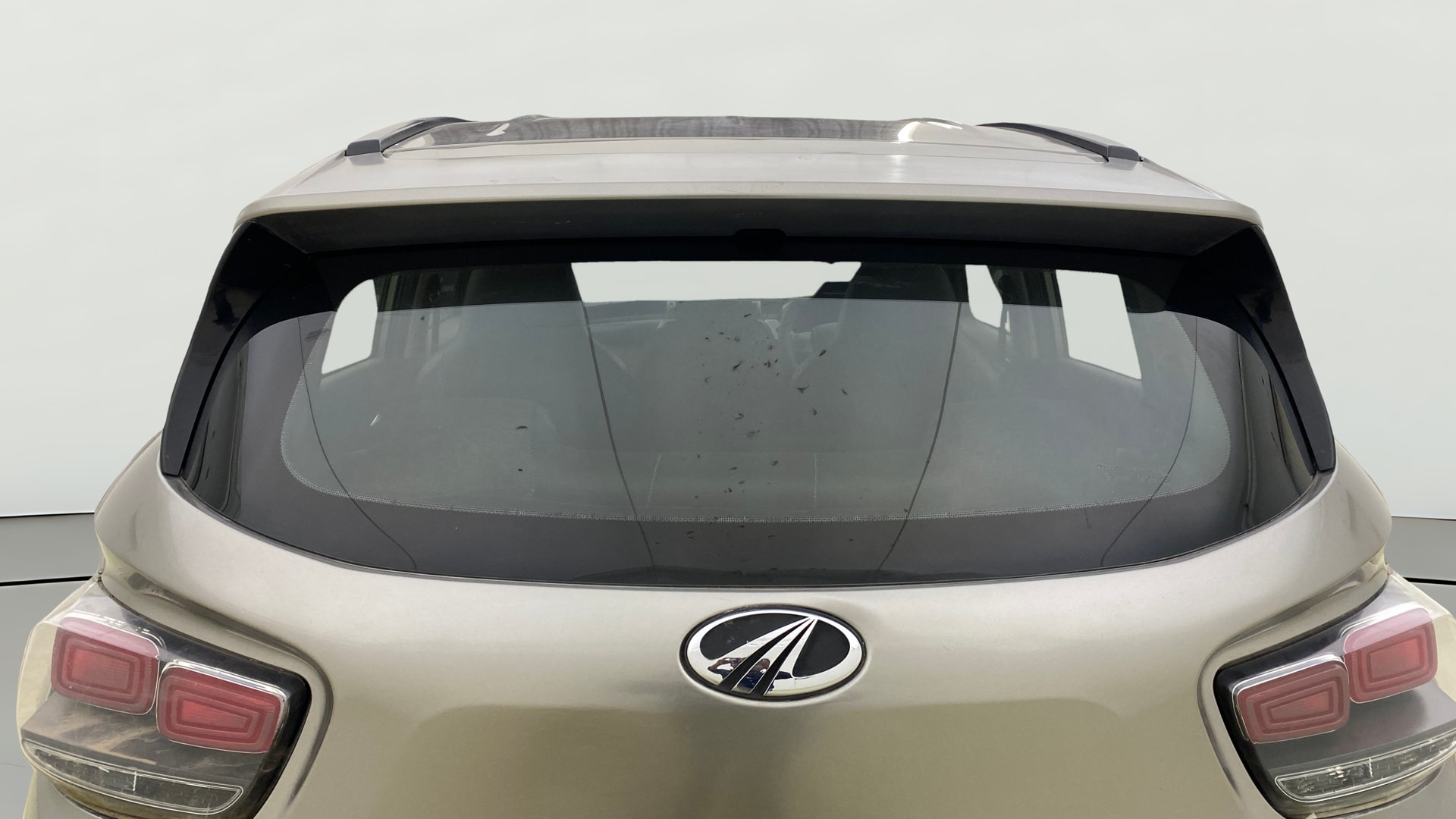 View 2018 Mahindra KUV100 K2 Petrol BS IV Image 4 Used 2018 Mahindra KUV100 K2 Petrol BS IV Image 4