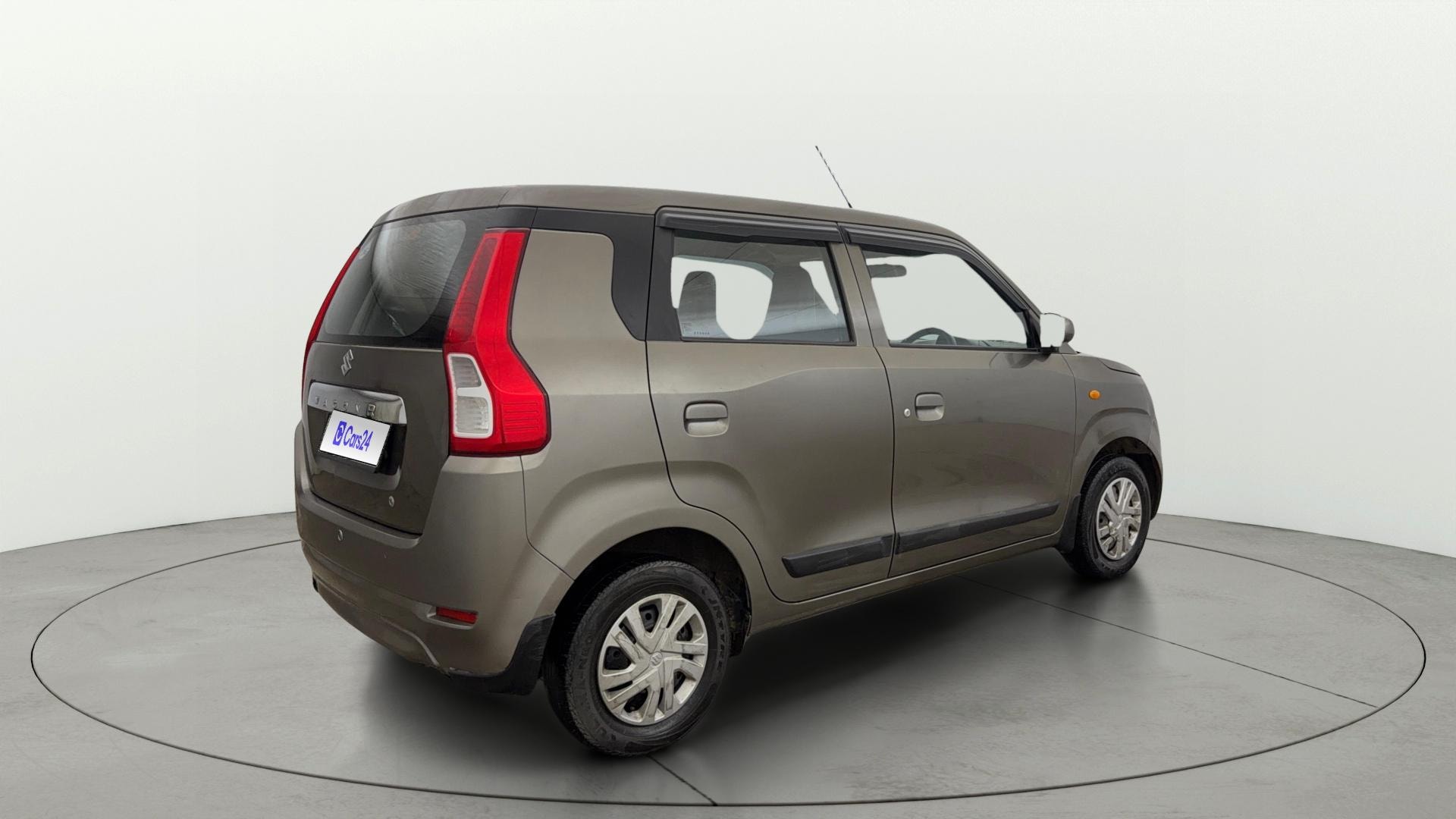 View 2022 Maruti Suzuki 1000 Base Variant Image 42 Used 2022 Maruti Suzuki 1000 Base Variant Image 42