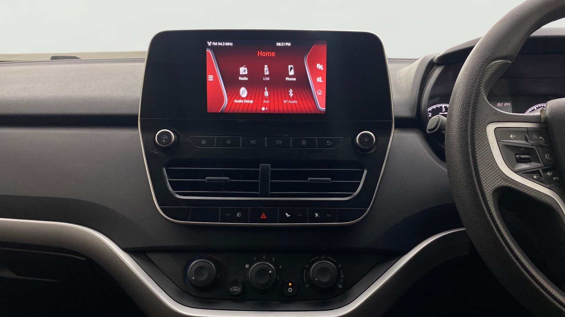 View 2021 Tata Harrier XE Image 17 Used 2021 Tata Harrier XE Image 17