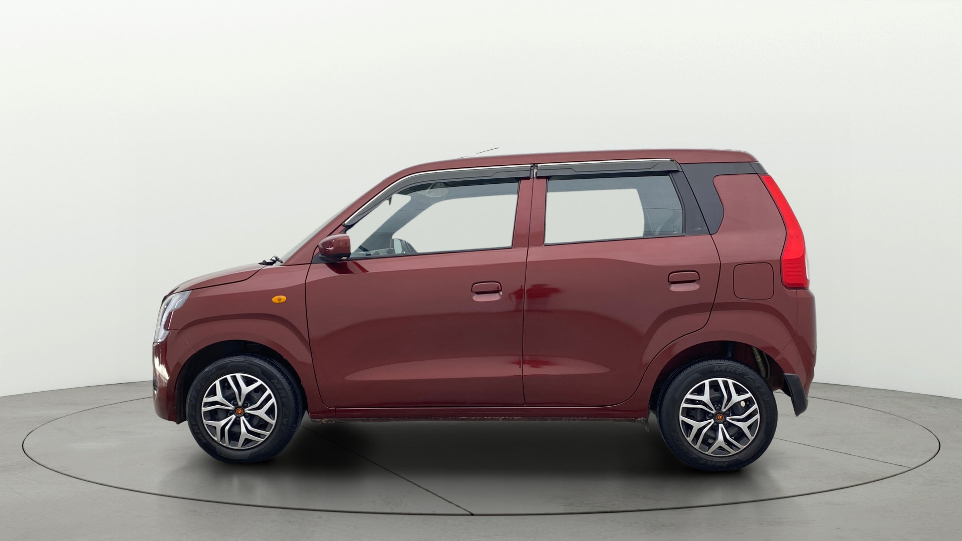 View 2023 Maruti Suzuki 1000 Base Variant Image 5 Used 2023 Maruti Suzuki 1000 Base Variant Image 5